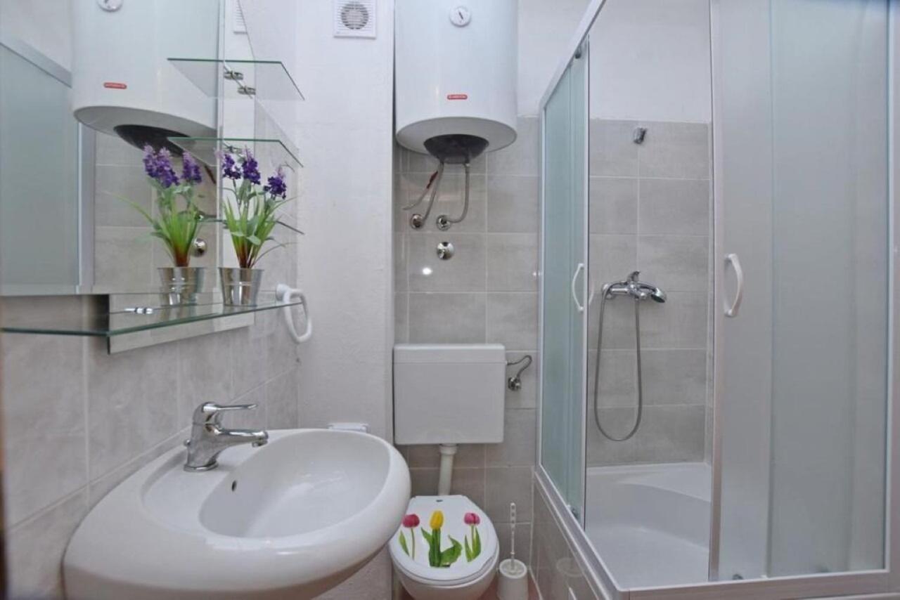 Apartment Rene 오미스 외부 사진